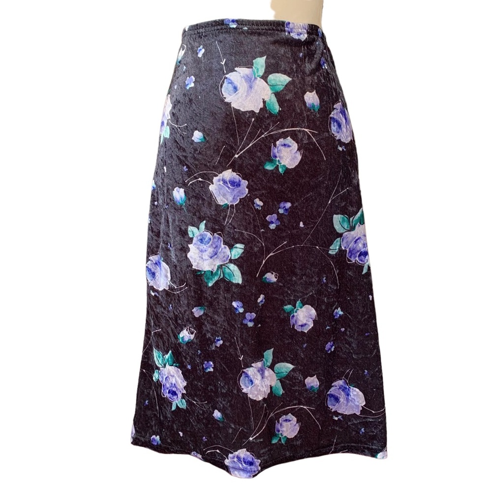 Vintage 90s y2k 00s New Moves Floral Rose Crushed Velvet A-Line Midi Skirt